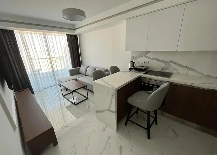 Grand Sapphire 1 Bedroom *