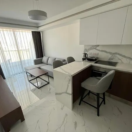 Grand Sapphire 1 Bedroom *