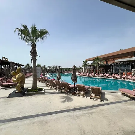 Grand Sapphire 1 Bedroom Διαμέρισμα Iskele District (Northern Cyprus)